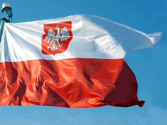 Флаг и герб Польши